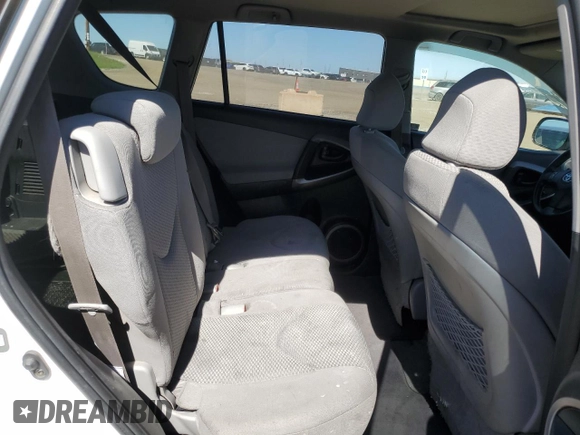 2006 Toyota RAV4 Limited with VIN JTMBD31V965000633, listed as a Copart auction lot 59390625 with 558,572 mi miles and Salvage title. Bid and sale history available at DreamBid. Image 11.