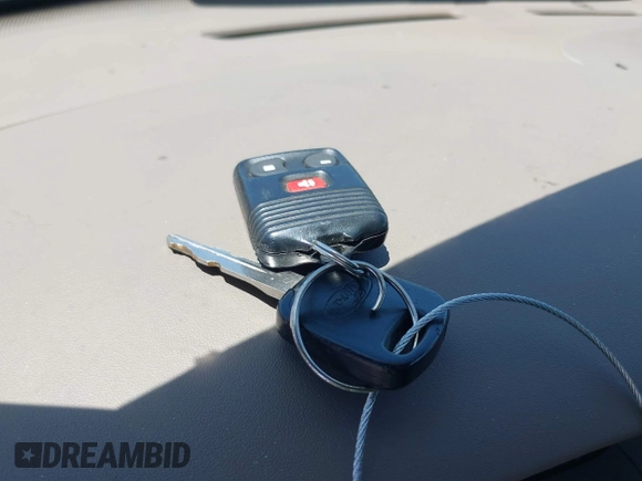 2001 Ford Expedition Eddie Bauer with VIN 1FMEU17W61LB69297, listed as a IAAI auction lot 42658961 with 73,334 mi miles and . Bid and sale history available at DreamBid. Image 11.