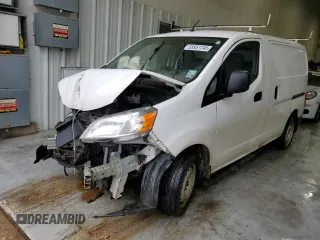 2017 Nissan NV200 S z VIN 3N6CM0KN6HK712718, wystawiony jako Copart lot #55951745 z przebiegiem 128 548 mil mil oraz Szkody całkowita. Historia ofert i sprzedaży dostępna na DreamBid. Obrazek 1.