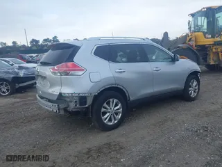 2015 Nissan Rogue SV with VIN KNMAT2MVXFP519053, listed as a IAAI auction lot 41839774 with 136,895 mi miles. Bid and sale history available at carsss.com. Image 4.