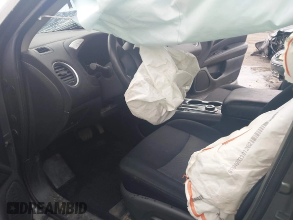 2018 Nissan Pathfinder SL with VIN 5N1DR2MM2JC645941, listed as a IAAI auction lot 41117695 with 1 mi miles. Bid and sale history available at carsss.com. Image 5.
