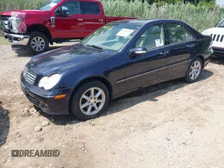2007 Mercedes-Benz C 280 Luxury z VIN WDBRF92H57F901125, wystawiony jako IAAI lot #42680069 z przebiegiem 157 727 mil mil oraz . Historia ofert i sprzedaży dostępna na DreamBid. Obrazek 2.