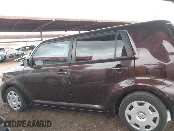 2008 Scion xB z VIN JTLKE50E081042987, wystawiony jako IAAI lot #42180164 z przebiegiem 139 961 mil mil oraz . Historia ofert i sprzedaży dostępna na DreamBid. Obrazek 14.