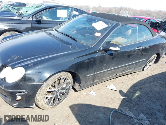 2008 Mercedes-Benz CLK 350 z VIN WDBTK56F98T097935, wystawiony jako IAAI lot #41764830 z przebiegiem 172 451 mil mil oraz . Historia ofert i sprzedaży dostępna na DreamBid. Obrazek 6.
