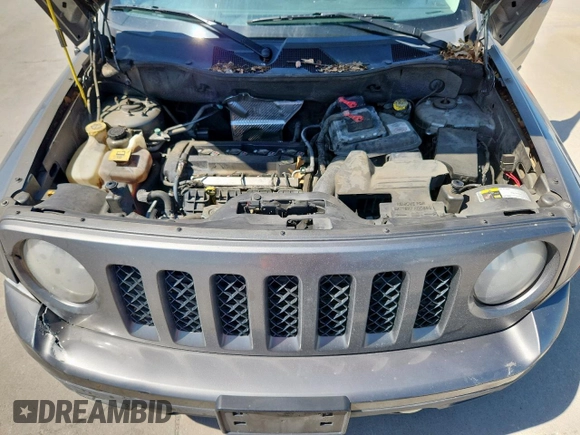 2014 Jeep Patriot High Altitude z VIN 1C4NJPFA3ED624371, wystawiony jako Copart lot #61250965 z przebiegiem 169 148 mil mil oraz Szkoda całkowita • Salvage title. Historia ofert i sprzedaży dostępna na DreamBid. Obrazek 12.