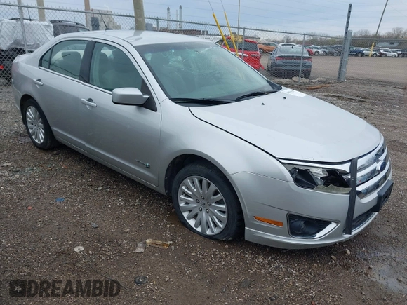 2010 Ford Fusion Hybrid with VIN 3FADP0L30AR121282, listed as a IAAI auction lot 41943397 with 109,559 mi miles. Bid and sale history available at carsss.com. Image 1.