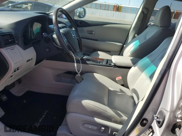 2012 Lexus RX 350 z VIN 2T2ZK1BA5CC074517, wystawiony jako Copart lot #59391145 z przebiegiem 130 615 mil mil oraz Szkoda całkowita • Salvage title. Historia ofert i sprzedaży dostępna na DreamBid. Obrazek 7.