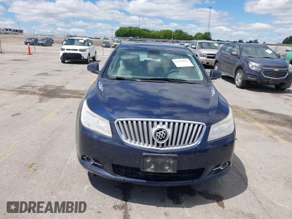 2011 Buick LaCrosse CXL z VIN 1G4GC5EC3BF160472, wystawiony jako IAAI lot #42270033 z przebiegiem 175 148 mil mil oraz . Historia ofert i sprzedaży dostępna na DreamBid. Obrazek 6.