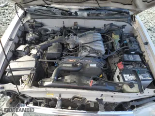 1998 Toyota 4Runner with VIN JT3GN87R4W0065384, listed as a Copart auction lot 43532935 with 279,082 mi miles and Salvage Title. Bid and sale history available at carsss.com. Image 14.