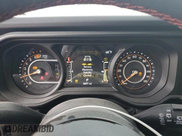 2024 Jeep Wrangler Rubicon X with VIN 1C4RJXFG2RW153197, listed as a Copart auction lot 76521384 with 3,897 mi miles and Salvage title. Bid and sale history available at DreamBid. Image 9.