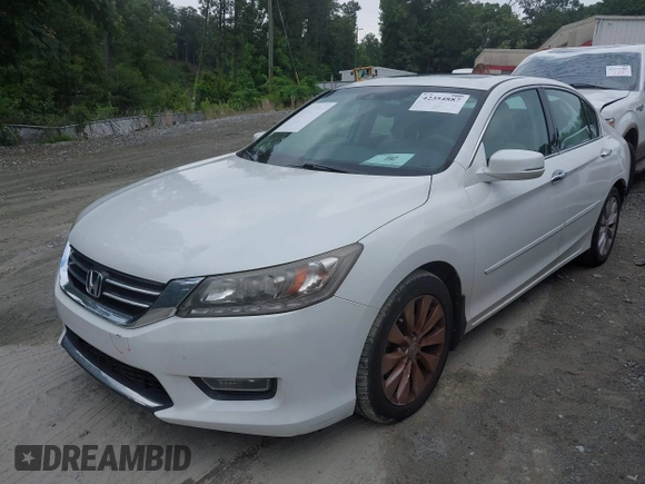 2013 Honda Accord Touring z VIN 1HGCR3F9XDA032241, wystawiony jako IAAI lot #42354887 z przebiegiem 152 067 mil mil oraz . Historia ofert i sprzedaży dostępna na DreamBid. Obrazek 22.