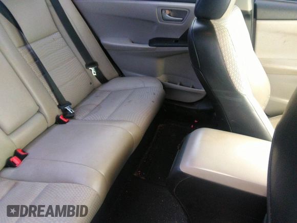 2015 Toyota Camry XLE z VIN 4T1BF1FKXFU101145, wystawiony jako IAAI lot #42400010 z przebiegiem 145 567 mil mil oraz . Historia ofert i sprzedaży dostępna na DreamBid. Obrazek 8.