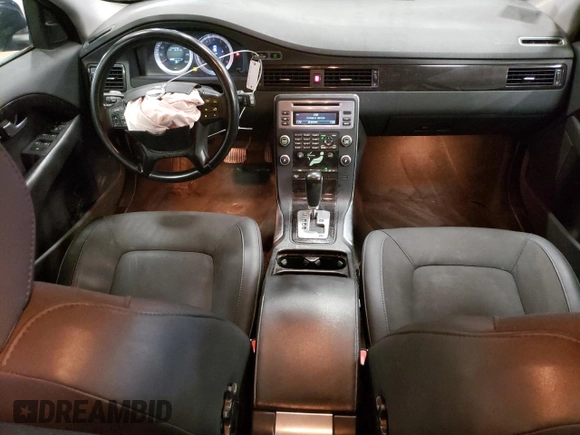2011 Volvo XC70 3.2L with VIN YV4952BZ4B1108972, listed as a Copart auction lot 54836205 with 129,793 mi miles and Salvage Title. Bid and sale history available at DreamBid. Image 8.