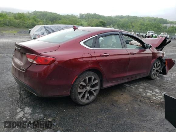 2015 Chrysler 200 C z VIN 1C3CCCEG7FN584277, wystawiony jako Copart lot #56984225 z przebiegiem 112 377 mil mil oraz Szkoda całkowita • Salvage title. Historia ofert i sprzedaży dostępna na DreamBid. Obrazek 3.