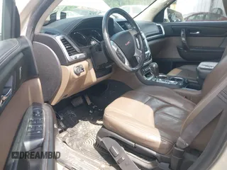 2013 GMC Acadia SLT with VIN 1GKKRRKD4DJ157487, listed as a IAAI auction lot 42096455 with 178,079 mi miles. Bid and sale history available at carsss.com. Image 5.