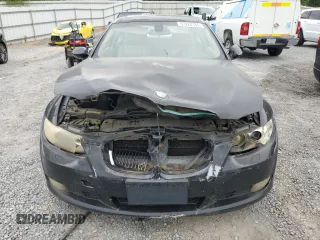2007 BMW 3 Series 328i z VIN WBAWB33587PV70159, wystawiony jako Copart lot #57220185 z przebiegiem Nie podano mil oraz Szkoda całkowita • Salvage title. Historia ofert i sprzedaży dostępna na DreamBid. Obrazek 5.