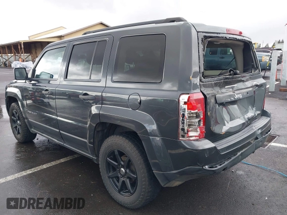 2011 Jeep Patriot Latitude with VIN 1J4NT1GA6BD114558, listed as a IAAI auction lot 41480698 with 199,006 mi miles and . Bid and sale history available at DreamBid. Image 3.