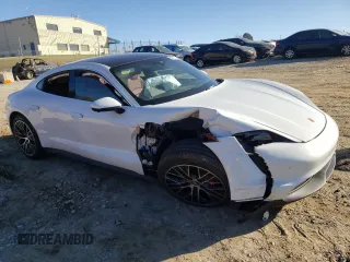 2022 Porsche Taycan 4S z VIN WP0AB2Y14NSA44380, wystawiony jako Copart lot #68717622 z przebiegiem Nie podano mil oraz . Historia ofert i sprzedaży dostępna na DreamBid. Obrazek 4.