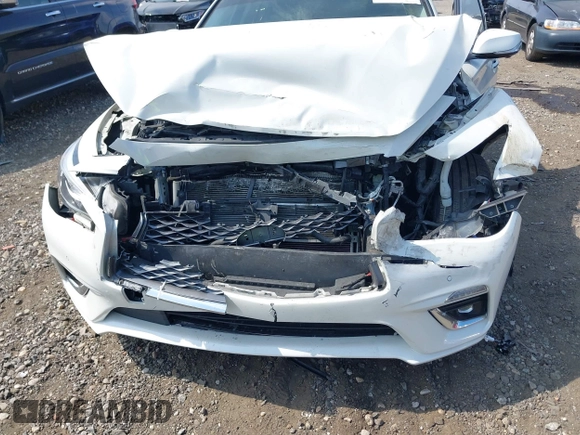 2019 Infiniti Q50 Luxe with VIN JN1EV7ARXKM557946, listed as a IAAI auction lot 40362058 with 56,615 mi miles and . Bid and sale history available at carsss.com. Image 6.