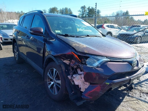 2018 Toyota RAV4 XLE with VIN 2T3RFREV6JW839890, listed as a IAAI auction lot 41654804 with 72,038 mi miles. Bid and sale history available at carsss.com. Image 1.