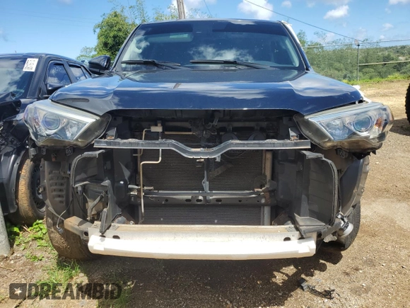 2020 Toyota 4Runner SR5 with VIN JTEZU5JR8L5214596, listed as a Copart auction lot 68656024 with Not provided miles and Salvage title. Bid and sale history available at DreamBid. Image 5.