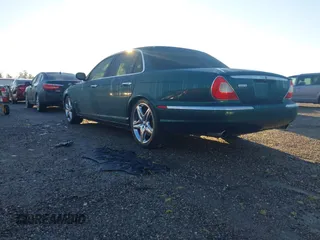 2007 Jaguar XJ VDP with VIN SAJWA82C37TH14330, listed as a IAAI auction lot 41316658 with 59,745 mi miles. Bid and sale history available at carsss.com. Image 3.
