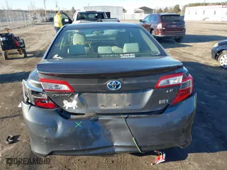 2012 Toyota Camry Hybrid XLE with VIN 4T1BD1FK6CU033718, listed as a IAAI auction lot 41627419 with 158,777 mi miles. Bid and sale history available at carsss.com. Image 16.