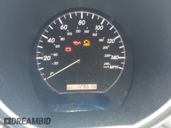 2005 Lexus RX 330 z VIN 2T2HA31U45C045146, wystawiony jako IAAI lot #42383152 z przebiegiem 128 675 mil mil oraz . Historia ofert i sprzedaży dostępna na DreamBid. Obrazek 7.