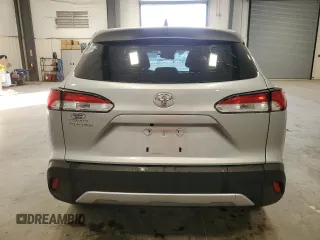 2023 Toyota Corolla Cross L with VIN 7MUAAAAG3PV043568, listed as a Copart auction lot 44022615 with 39,403 mi miles and Clean title. Bid and sale history available at DreamBid. Image 6.