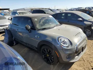 2021 MINI Hardtop Cooper SE with VIN WMWXP3C02M2N46832, listed as a Copart auction lot 74575194 with 28,968 mi miles and Salvage Title. Bid and sale history available at DreamBid. Image 4.