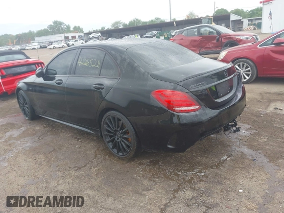 2017 Mercedes-Benz C 43 AMG z VIN 55SWF6EB4HU192587, wystawiony jako IAAI lot #42265221 z przebiegiem 87 243 mil mil oraz . Historia ofert i sprzedaży dostępna na DreamBid. Obrazek 3.