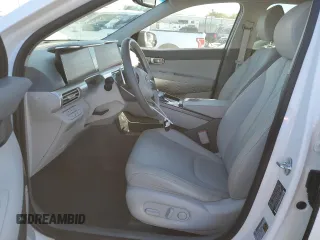 2021 Hyundai NEXO Limited z VIN KM8J84A61MU017049, wystawiony jako Copart lot #74327164 z przebiegiem 14 173 mil mil oraz Czysty tytuł • Clean title. Historia ofert i sprzedaży dostępna na DreamBid. Obrazek 7.