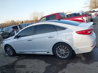 2015 Hyundai Sonata Limited with VIN 5NPE34AF6FH095392, listed as a IAAI auction lot 41813547 with 75,513 mi miles and . Bid and sale history available at carsss.com. Image 14.