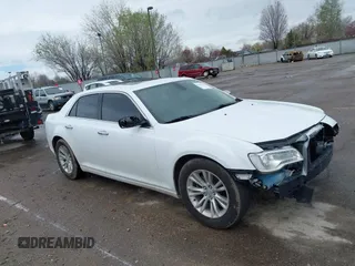2016 Chrysler 300 C с VIN 2C3CCAEG9GH320069, выставлен на аукционе IAAI как лот 41901050 с пробегом 161 690 миль миль и . История ставок и продаж доступна на DreamBid. Изображение 1.