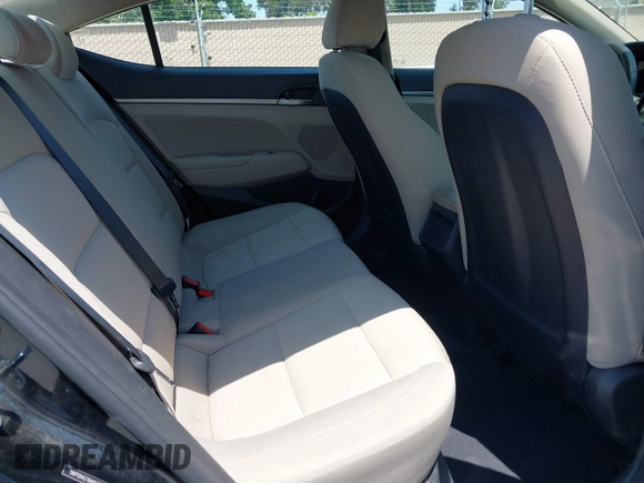 2017 Hyundai Elantra Limited z VIN 5NPD84LF8HH177251, wystawiony jako IAAI lot #42444208 z przebiegiem 145 632 mil mil oraz . Historia ofert i sprzedaży dostępna na DreamBid. Obrazek 8.