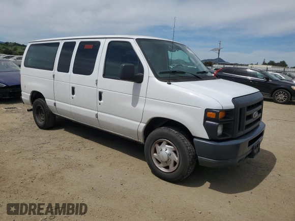 2014 Ford Econoline Cargo Commercial z VIN 1FTNE1EWXEDA22372, wystawiony jako Copart lot #52360385 z przebiegiem 128 803 mil mil oraz Czysty tytuł • Clean title. Historia ofert i sprzedaży dostępna na DreamBid. Obrazek 4.