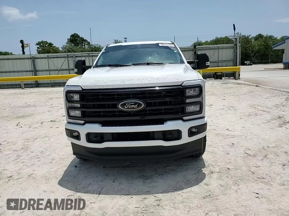 2024 Ford F-250 XL with VIN 1FT8W2BAXRED72805, listed as a Copart auction lot 58874235 with 19,786 mi miles and Salvage title. Bid and sale history available at DreamBid. Image 14.