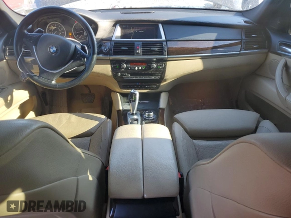 2014 BMW X6 xDrive35i with VIN 5UXFG2C56E0C44222, listed as a Copart auction lot 89271565 with 104,740 mi miles and Salvage Title. Bid and sale history available at carsss.com. Image 8.