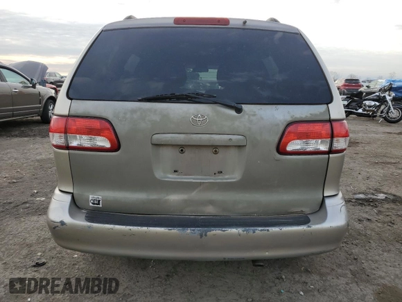 2002 Toyota Sienna LE with VIN 4T3ZF13C12U455861, listed as a Copart auction lot 80950914 with 250,830 mi miles and Salvage Title. Bid and sale history available at carsss.com. Image 6.