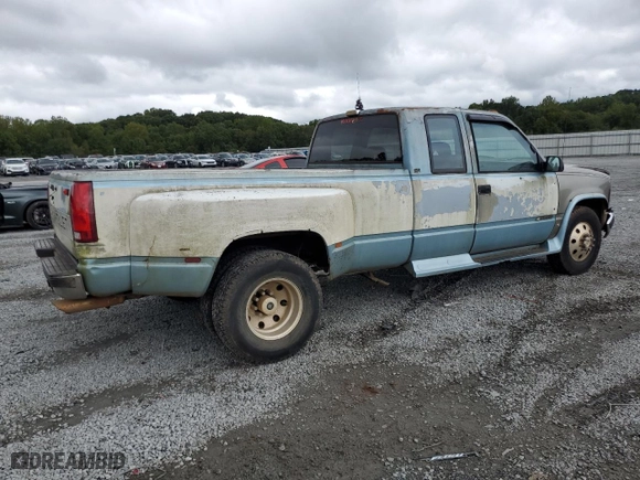 1989 Chevrolet 1 Ton Pickups with VIN 2GCHC39N5K1164295, listed as a Copart auction lot 72254914 with NaN miles and Salvage Title. Bid and sale history available at carsss.com. Image 3.