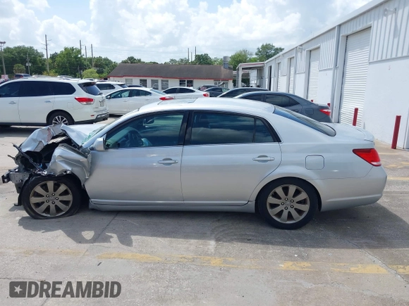 2007 Toyota Avalon XL with VIN 4T1BK36B77U170142, listed as a IAAI auction lot 41956528 with Not Provided miles and . Bid and sale history available at DreamBid. Image 15.