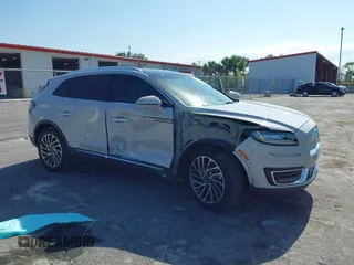 2019 Lincoln Nautilus Reserve z VIN 2LMPJ6L99KBL36336, wystawiony jako IAAI lot #42280974 z przebiegiem 35 483 mil mil oraz . Historia ofert i sprzedaży dostępna na DreamBid. Obrazek 6.