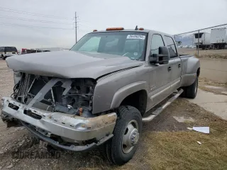 2006 Chevrolet Silverado 3500 DRW LT1 with VIN 1GCJK33D26F267824, listed as a Copart auction lot 86400294 with 167,840 mi miles and Salvage Title. Bid and sale history available at carsss.com. Image 1.