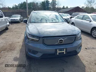 2021 Volvo XC40 z VIN YV4ED3UR9M2600401, wystawiony jako IAAI lot #42082399 z przebiegiem Nie podano mil oraz . Historia ofert i sprzedaży dostępna na DreamBid. Obrazek 12.