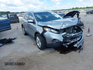 2020 Ford Edge SEL z VIN 2FMPK4J91LBA28546, wystawiony jako IAAI lot #42216991 z przebiegiem 42 656 mil mil oraz . Historia ofert i sprzedaży dostępna na DreamBid. Obrazek 1.