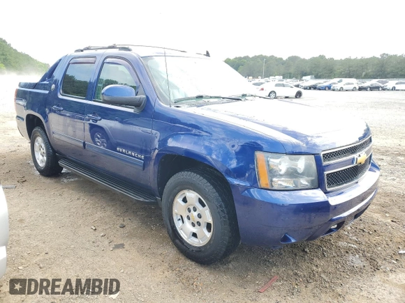 2013 Chevrolet Avalanche LT with VIN 3GNMCFE05DG160033, listed as a Copart auction lot 52668094 with 210,576 mi miles and Salvage Title. Bid and sale history available at DreamBid. Image 4.
