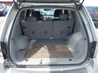 2007 Chevrolet Equinox LT z VIN 2CNDL63F376009994, wystawiony jako IAAI lot #42063338 z przebiegiem 176 656 mil mil oraz . Historia ofert i sprzedaży dostępna na DreamBid. Obrazek 17.