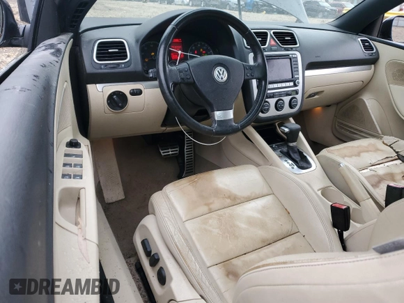 2007 Volkswagen Eos 2.0T with VIN WVWDA71F97V029469, listed as a Copart auction lot 85012294 with 130,390 mi miles and Non Repairable. Bid and sale history available at DreamBid. Image 8.
