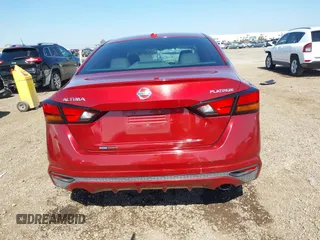 2019 Nissan Altima 2.5 Platinum with VIN 1N4BL4FV7KC117575, listed as a IAAI auction lot 41573528 with 71,665 mi miles. Bid and sale history available at carsss.com. Image 16.