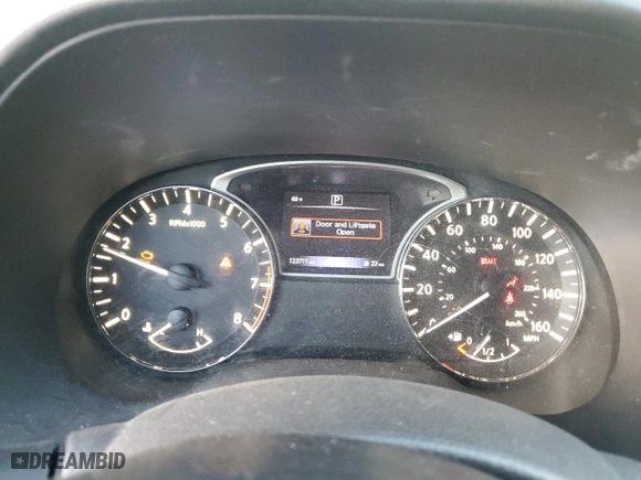 2017 Nissan Pathfinder SV with VIN 5N1DR2MNXHC686613, listed as a Copart auction lot 43831825 with 123,711 mi miles and Salvage Title. Bid and sale history available at carsss.com. Image 9.